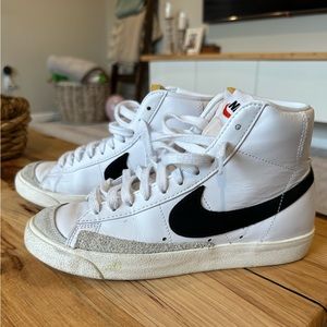 Nike Hightop Blazer EUC